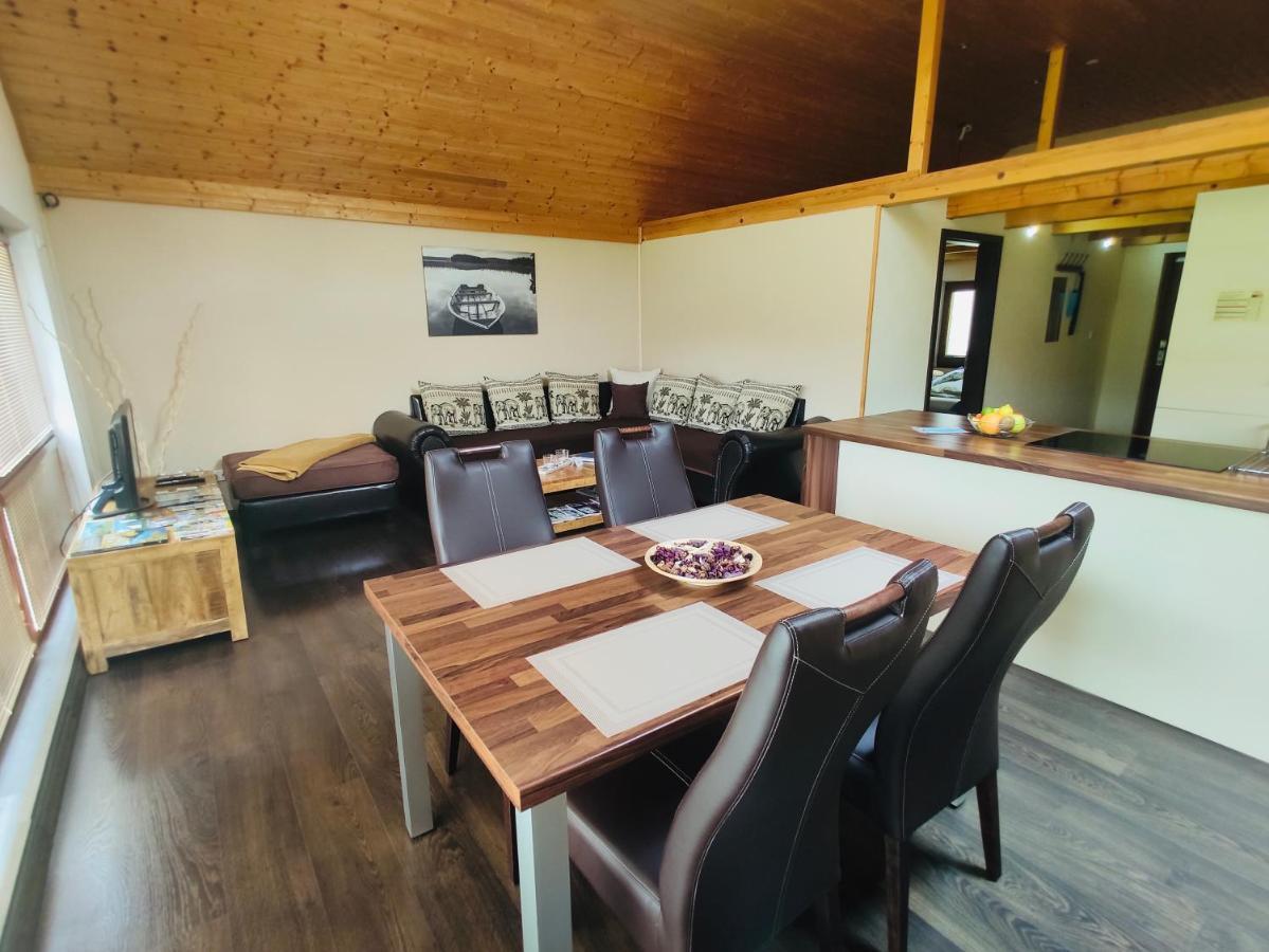 Grand Spa Holiday Home Sklené Teplice Exterior foto