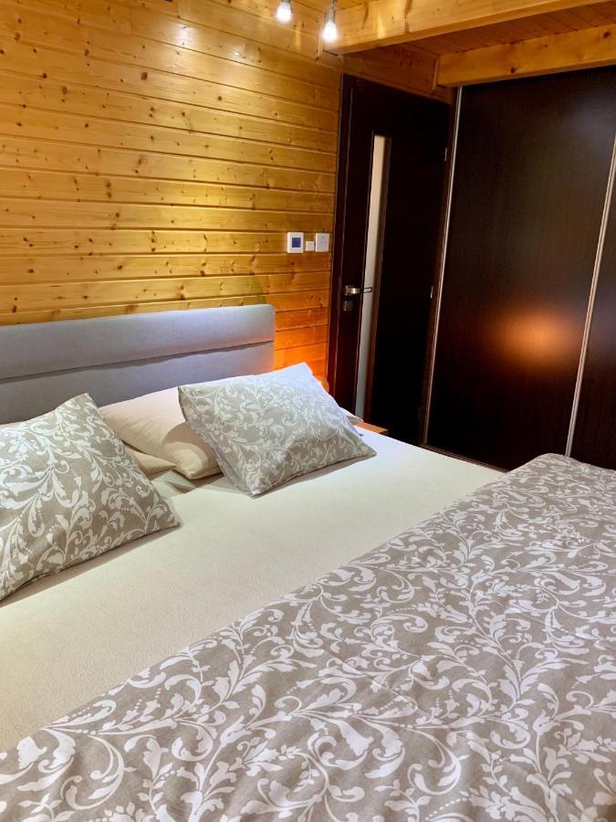 Grand Spa Holiday Home Sklené Teplice Exterior foto