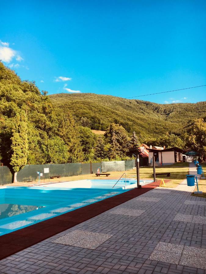 Grand Spa Holiday Home Sklené Teplice Exterior foto